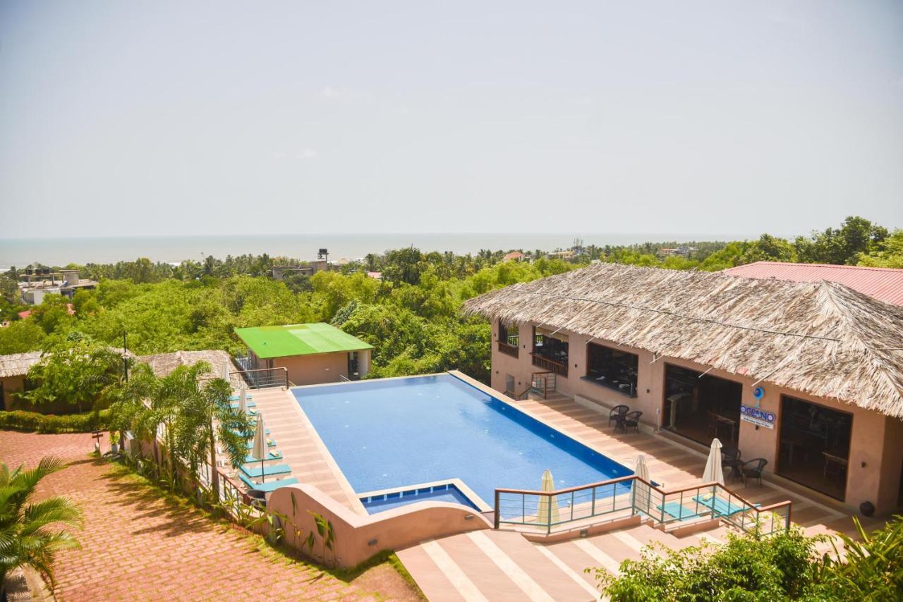 Oxygen Resorts Morjim, Goa Exterior foto